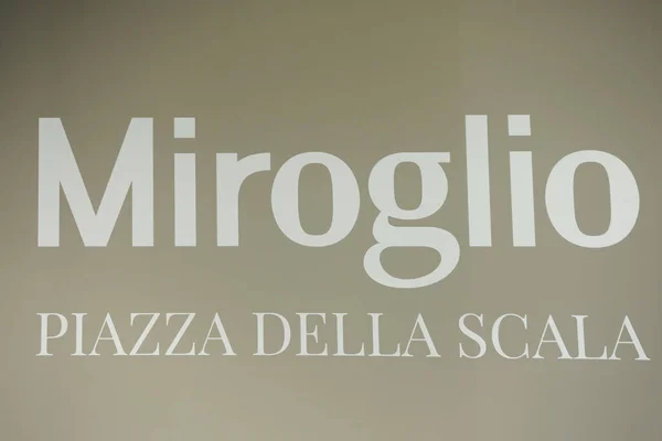 Italia Milán Diciembre 2107 Boutique Miroglio Logo Tienda Miro Plaza — Foto de Stock