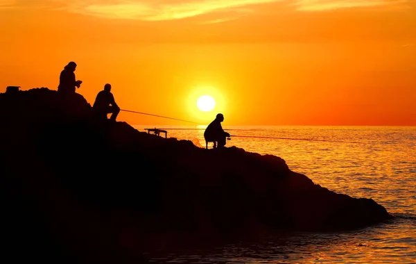 Italie Ligurie Coucher Soleil Orange Bleu Avec Pêcheur Sur Rocher — Photo