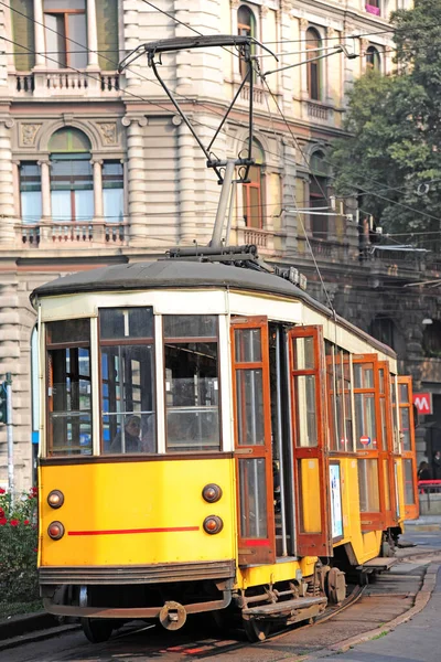 Tram Giallo Vintage Milano — Foto Stock