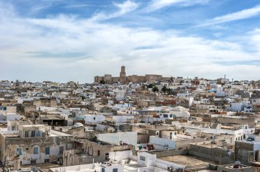 Sousse Tunus. Ribat, Kasbah kale görünümünü Kalesi'nin gözcü şehir panoraması.