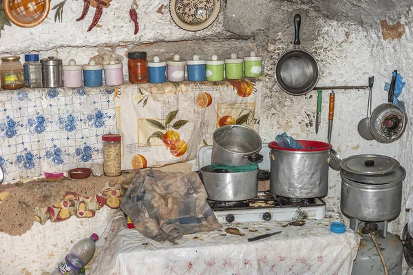 Tunus, Matmata. Mağara-mutfak Berberi - tragloodites (içinde çeviri-mağaralarda yaşayan, mağaralar konut).