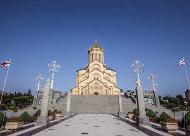 Georgia, Tbilisi. Gürcü Ortodoks Kilisesi Tapınağı Tsminda Sameba (Holy Trinity ana Katedrali).