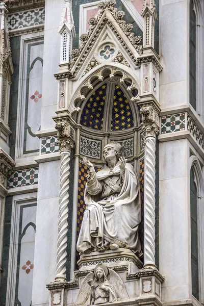 The dome of the Cathedral of Santa Maria del Fiore. — Stock Photo, Image
