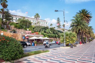 San Remo sahil boyunca promade