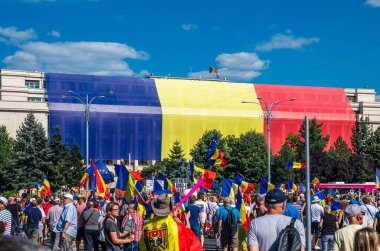 Bucharest, Romanya - 10 Ağustos 2018: Hükümet karşıtı protestocular Bükreş, Romanya.
