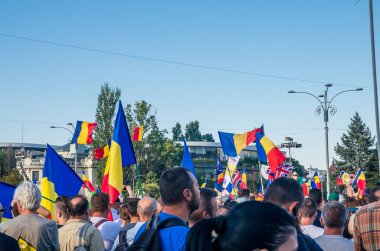 Bucharest, Romanya - 10 Ağustos 2018: Hükümet karşıtı protestocular Bükreş, Romanya.
