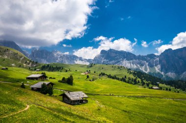 Gruppo delle Odle, Col Raiser görünümden. Puez Odle massif dağlarda Dolomites, İtalya, Güney Tirol Alpleri'nin, Alto Adige, Val Gardena, Geislergruppe