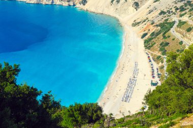Myrtos beach, Kefalonia Island, Yunanistan. Myrtos Körfezi ve plaj Kefalonia adada güzel manzara