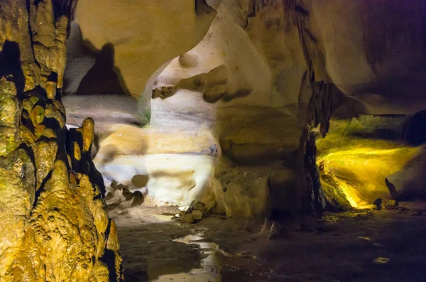 Cueva de Orlova Chuka, Rusa, Bulgaria . — Foto de Stock