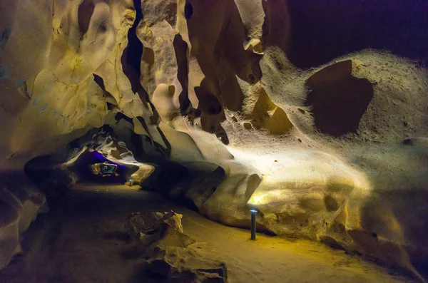 Cueva de Orlova Chuka, Rusa, Bulgaria . —  Fotos de Stock
