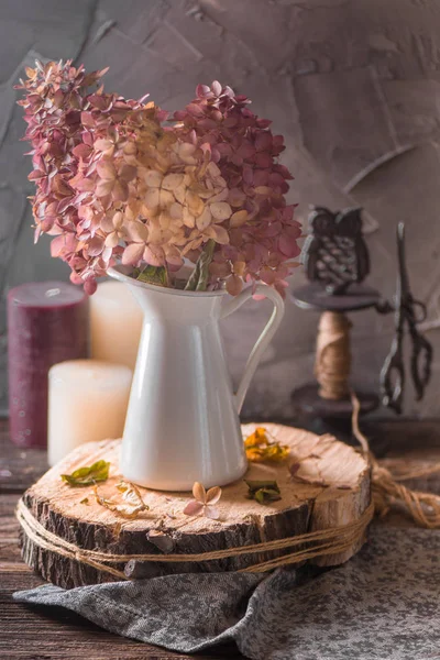 Ortanca sonbahar iç güzel buket.