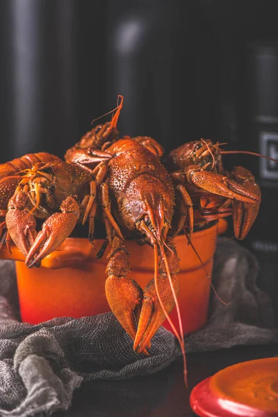 Tencerede Rayfish var. Durgun hayat