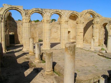 MAKTHAR, TUNISIA. Antik Makaris. ROMAN VE EVE HRİSTAN Yıkıntıları.