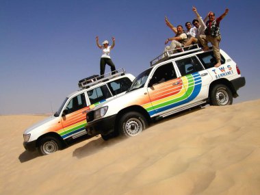 TUNISIA 'DA JEEP SAFARI SAHARA Kum Bataklıkları' nda