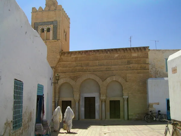 Καρουαν Τουνησια Mosque Των Προβολεων Δεντρων — Φωτογραφία Αρχείου