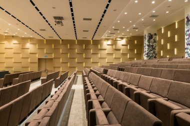 Büyük boş modern toplantı, seminer, konferans salonu