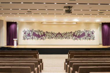 Büyük boş modern toplantı, seminer, konferans salonu