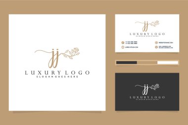 İlk kadınsı logo koleksiyonları Premium Vektör şablonu