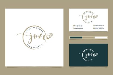 İlk kadınsı logo koleksiyonları Premium Vektör şablonu