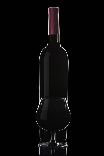 Uma Garrafa Vinho Com Copo Sobre Fundo Preto — Fotografia de Stock
