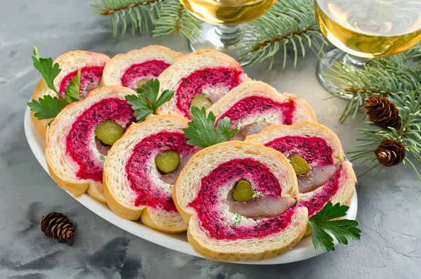Sandwich Herring Fillet Onion Pickled Cucumber Cream Cheese Beetroot Holiday — Stock Photo, Image