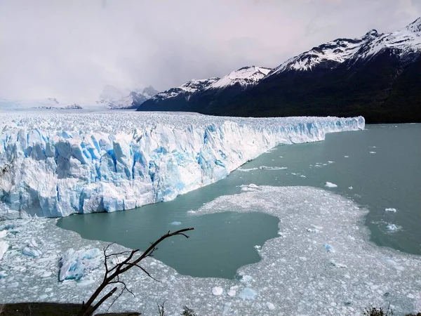 阿根廷的Los Glaciares国家公园 Santa Cruz Provice 在那里可以找到臭名昭著的Perito Moreno冰川 — 图库照片