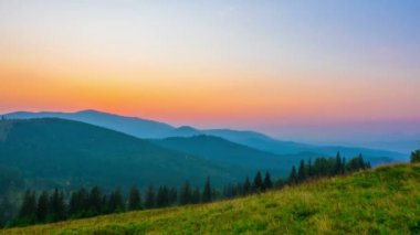 Güneşin Arkasındaki Dağ Vadisi. Zaman Uygulaması.