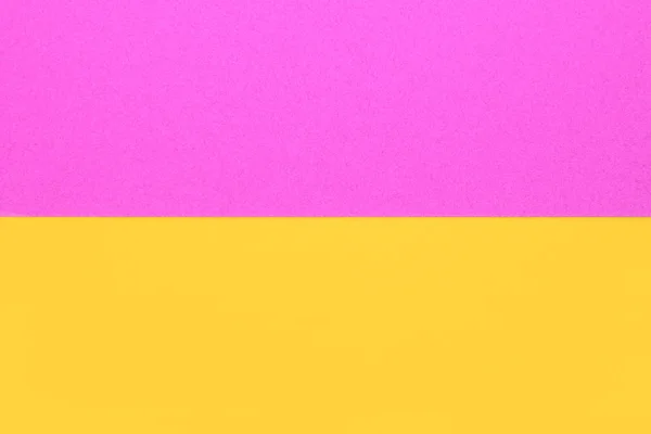 Rosa gelber Hintergrund mit Kopierraum, kreative Idee — Stockfoto