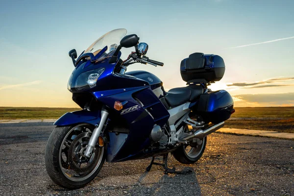 Vorkuta Komi Rusia 2020 Yamaha Fjr 1300 Motocicleta Azul Contra — Foto de Stock