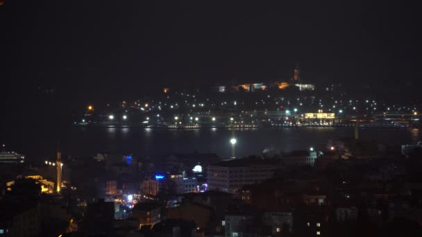 Vista Nocturna Del Cuerno Oro Bahía Parte Histórica Mitad Europea — Vídeo de stock