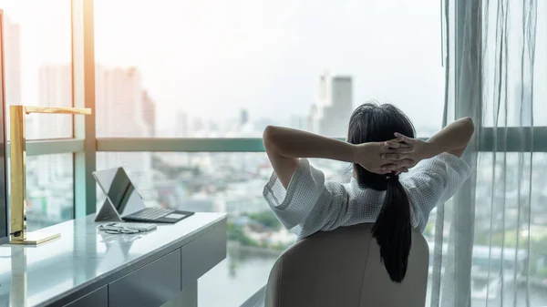 Conceito Equilíbrio Qualidade Vida Profissional Com Estilo Vida Feliz Cidade — Fotografia de Stock