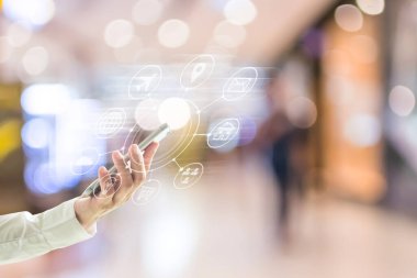 Dijital alışveriş insanları için cep telefonu uygulamasında bulut hesaplama ağı üzerinden çoklu kanal pazarlaması