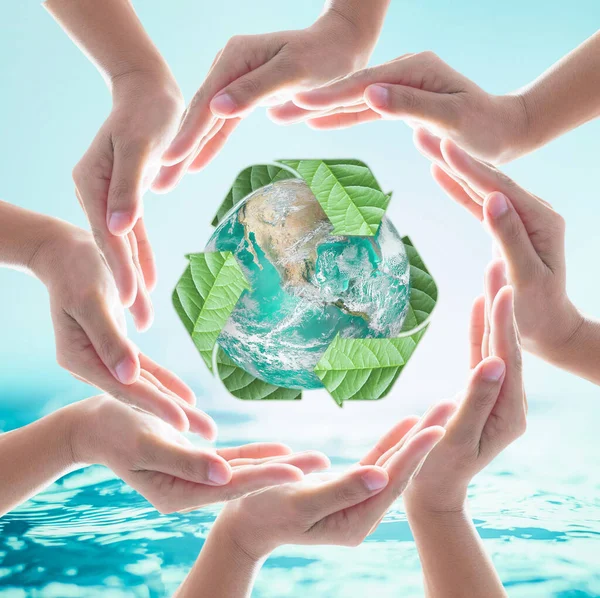 World Ocean Day Saving Water Green Earth Protection Concept Element — Stock Photo, Image