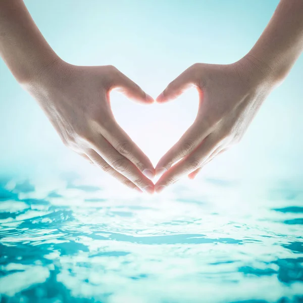 Conceito Dia Água Mundial Com Mãos Amor Conceito Forma Coração — Fotografia de Stock