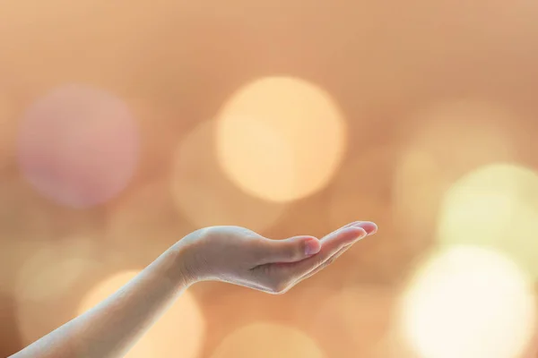 Ręka Modlitewna Kobiet Modli Się Ducha Świętego Koncepcję Dnia Religii — Zdjęcie stockowe