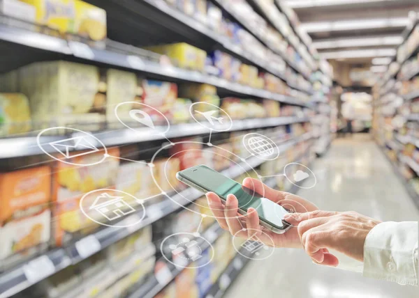 Omni Channel Marketing Aplicativo Para Smartphone Móvel Para Compras Supermercado — Fotografia de Stock