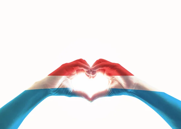 Luxemburgo Patrón Bandera Las Personas Forma Corazón Manos Aisladas Sobre — Foto de Stock