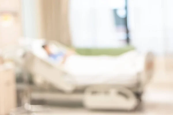 Hasta Hastane Yatağında Tıbbi Açıdan Bulanık Arka Plan Beyaz Oda — Stok fotoğraf