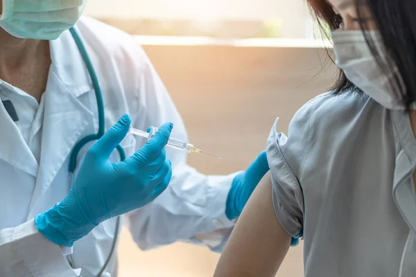 Immunization Και Εμβολιασμός Για Εμβόλιο Γρίπης Γρίπη Hpv Πρόληψη Covid — Φωτογραφία Αρχείου