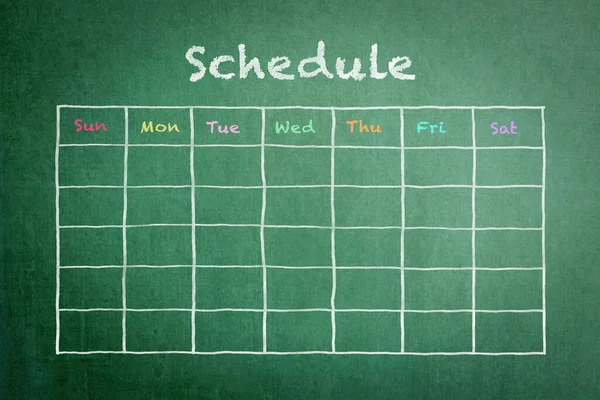 Calendário Com Tabela Horários Chalkboard Verde — Fotografia de Stock