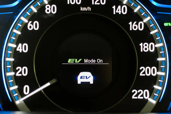 Tryb Pojazdu Elektrycznego Włączony Hybrydowym Ekranie Samochodu Przed Kierownicą Dla — Zdjęcie stockowe