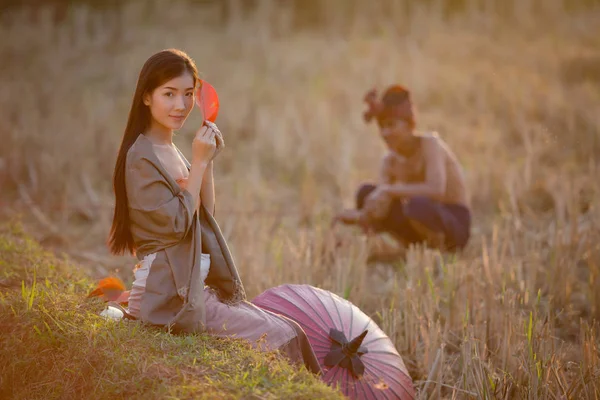 Porträt Asiatische Frau Schön Traditioneller Kleidung — Stockfoto