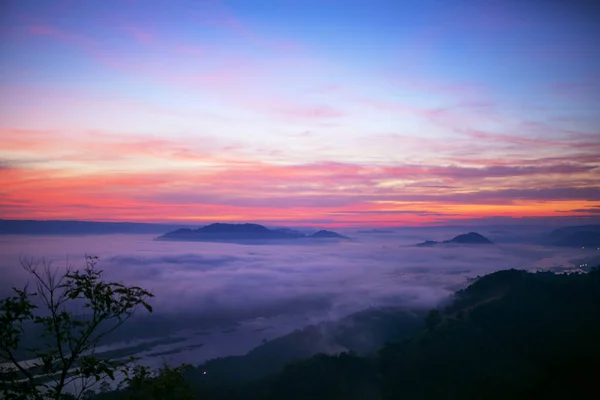 Névoa Crepúsculo Paisagem Alvorecer Passo Montanha Alto Para Rio Mekong — Fotografia de Stock