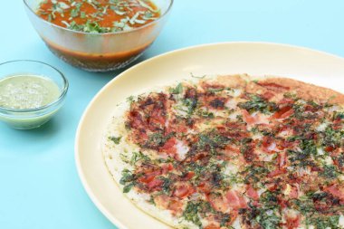Uttapam, Uttapam, Rava Uttapam, Uttapa ya da Uthappa olarak da bilinir, Hindistan 'da Hindistan' da Hindistan 'da yetişen lezzetli bir çerezdir.