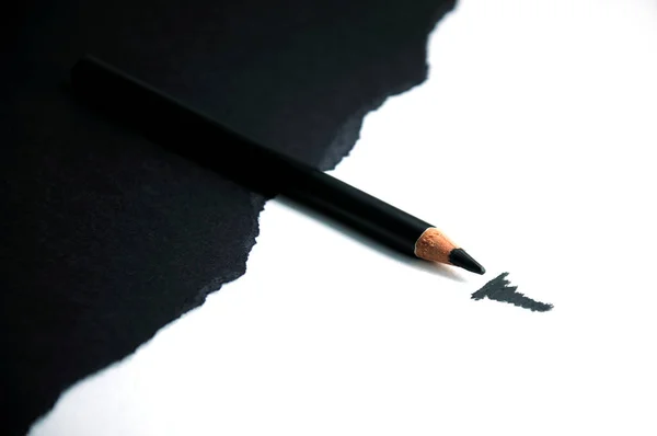 Black Eyebrow pencil,Brow pencil,Eyeliner, Eyebrow grooming, black and white theme,Black Eyebrow pencil with tracing line stroke,