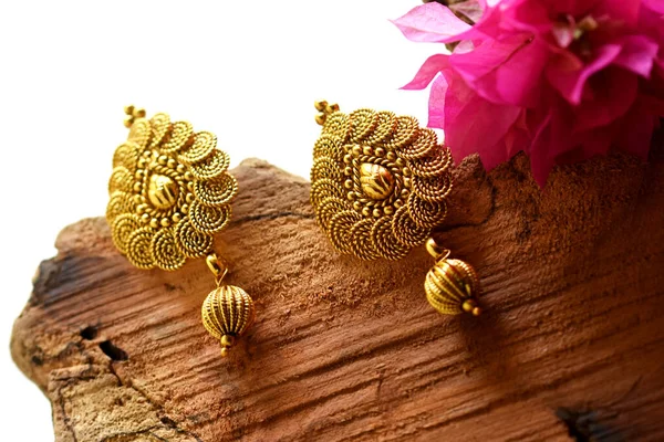 Beautiful Golden pair of earrings, Luxury female jewelry, Indian traditional jewellery,indian jewellery Bridal Gold earrings wedding jewellery