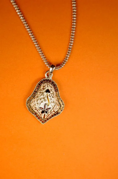 Silver Hänge Med Silver Kedja Indiska Traditionella Smycken — Stockfoto
