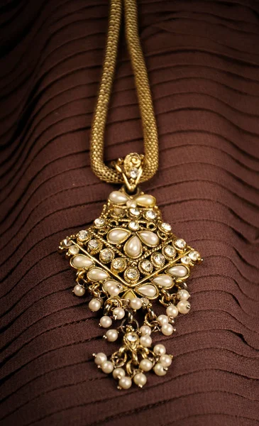 Colgante Perlas Antiguas Con Cadena Joyas Tradicionales Indias — Foto de Stock