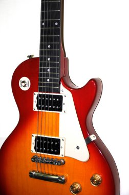 elektro gitar beyaz arkaplanda izole edildi