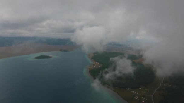 Martinique Hava Aracı Atışı Bulutlarda Yüksek Irtifa Uçuşu Hızlı Hareket — Stok video